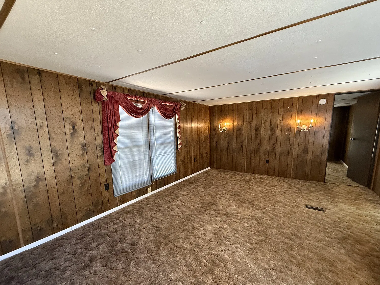 2 bed, 1100 sqft, $1,000 — Photo 4