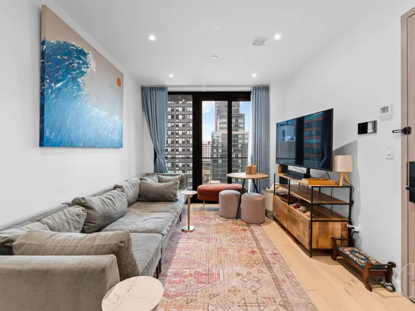 42-62 Hunter Street image 1 of 27