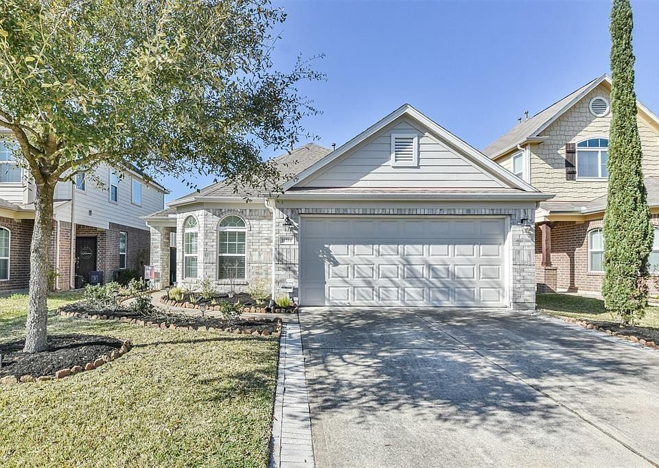 1st image of 11514 Dahlia Dale Dr