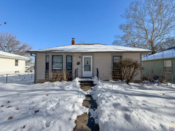 110 SW Taylor St, Topeka, KS 66603