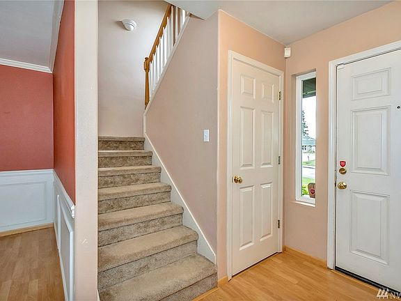 3rd image of 18507 94th Street Ct E
