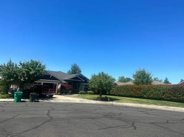 41 Aspen Ct, Eagle Pt, OR 97524