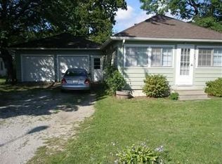 344 Harcourt Rd, Vermilion, OH 44089