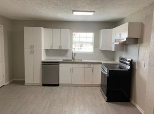 713 Grace St, Navasota, TX 77868