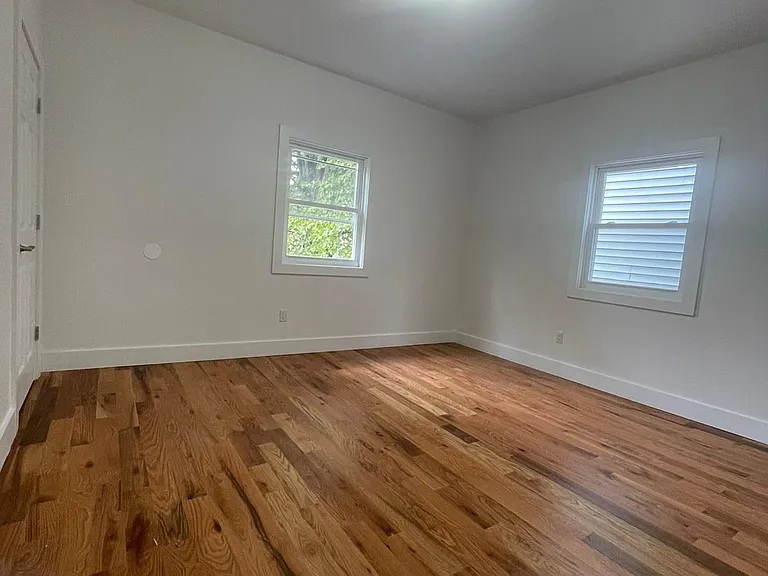 38 Tillinghast St #3R — Photo 5