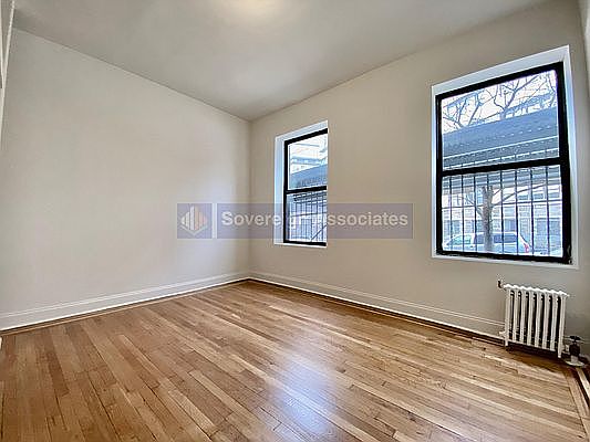 5th image of 664 W 163rd St #L1