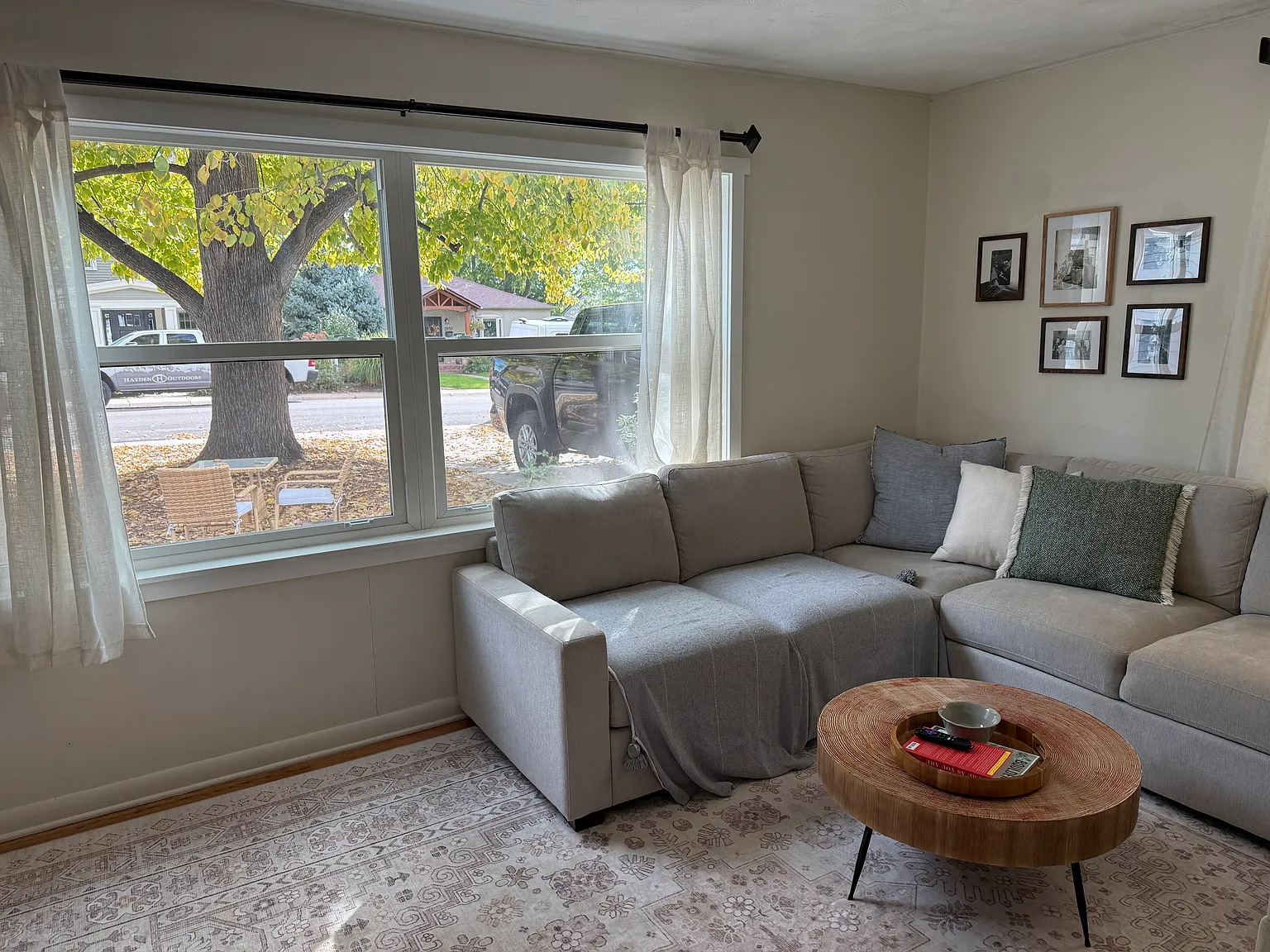 3 bed, 1200 sqft, $3,600 — Photo 3