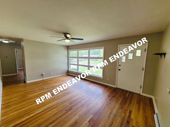 4th image of 3928 Tipton Dr