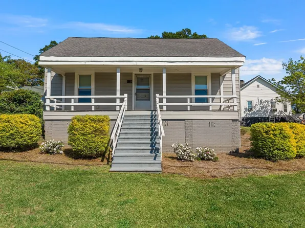 8328 Valley Falls Rd, Boiling Springs, SC 29316