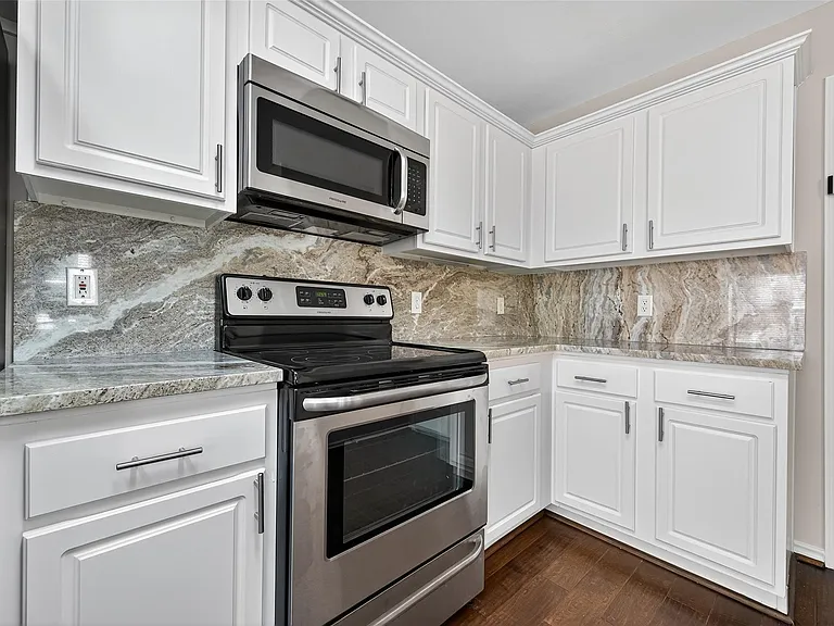 54 Marble Rock Pl — Photo 10