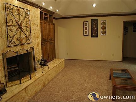 Living room roughly 24'x18'