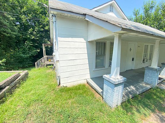 2nd image of 704 West Ave #8