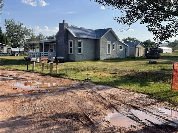 200 S 2nd St, Buffalo Gap, SD 57722