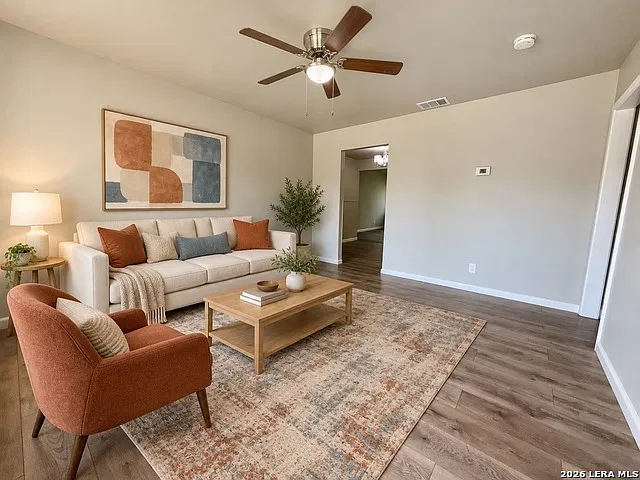3 bed, 2.0 bath, 1291 sqft, $1,495 — Photo 2