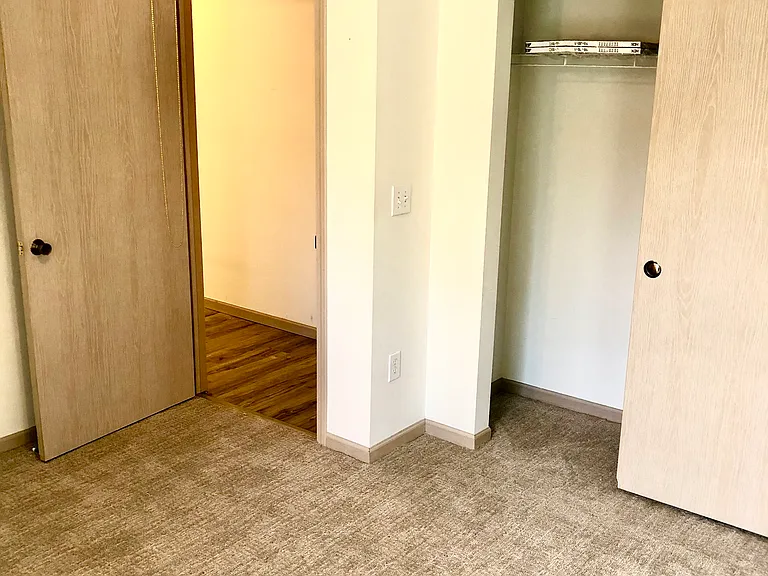 6835 Villabrook Dr — Photo 16