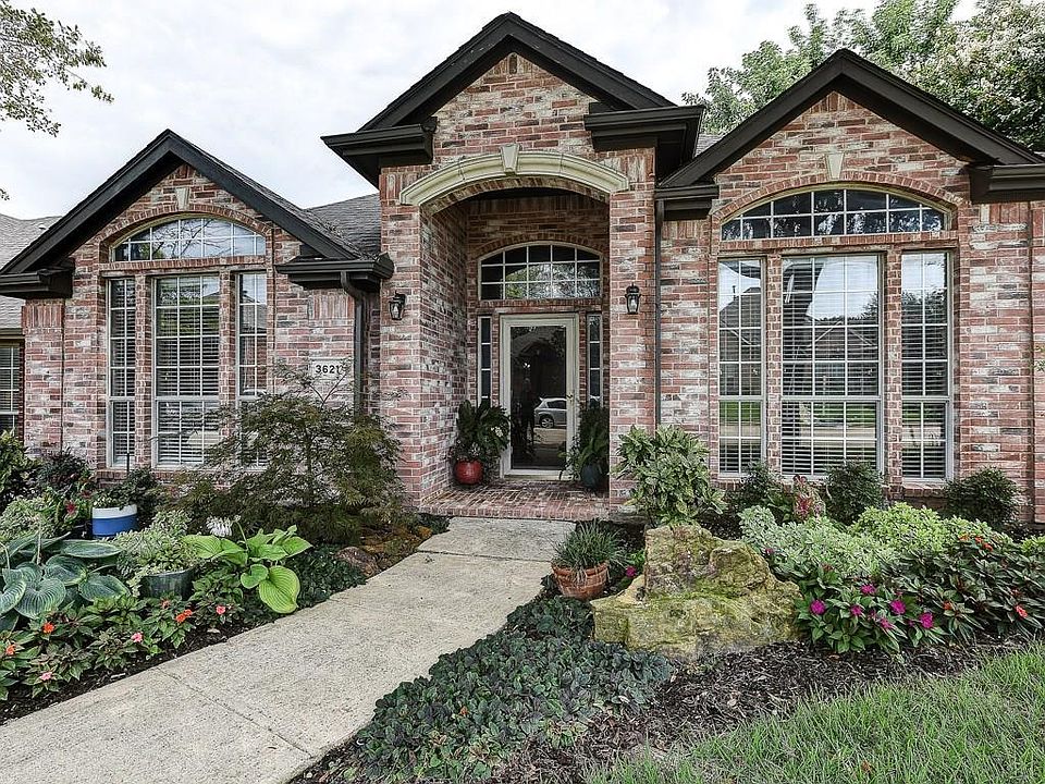 1st image of 3621 Granbury Dr