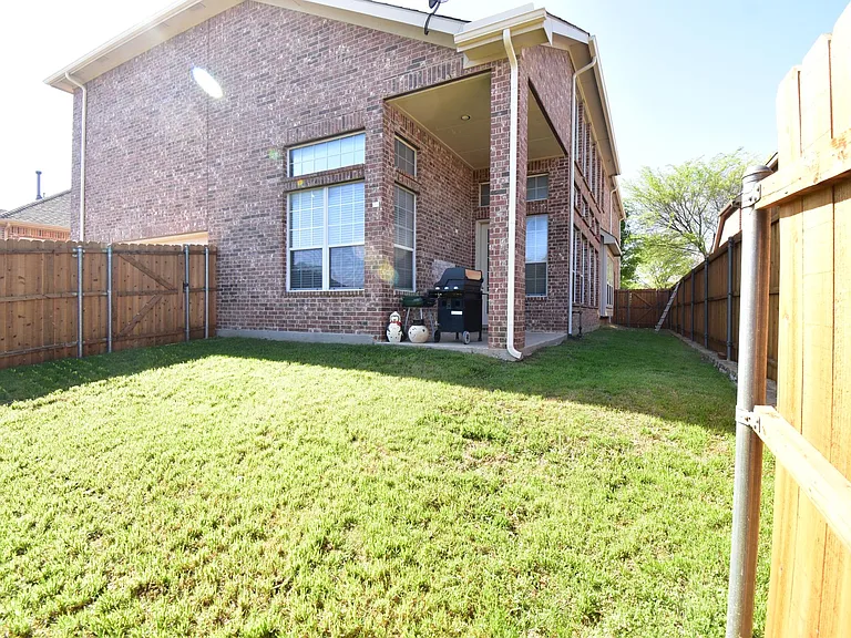 14857 Holly Leaf Dr — Photo 37
