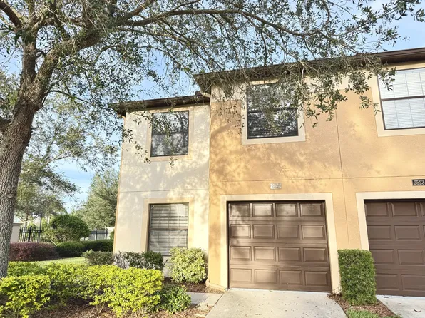 2525 Oleander Lakes Dr, Brandon, FL 33511