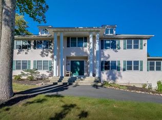 22 Hillside Ct, Suffern, NY 10901