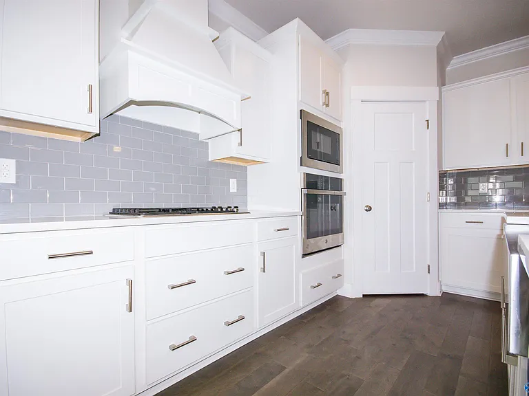 100 Bartram Way — Photo 8