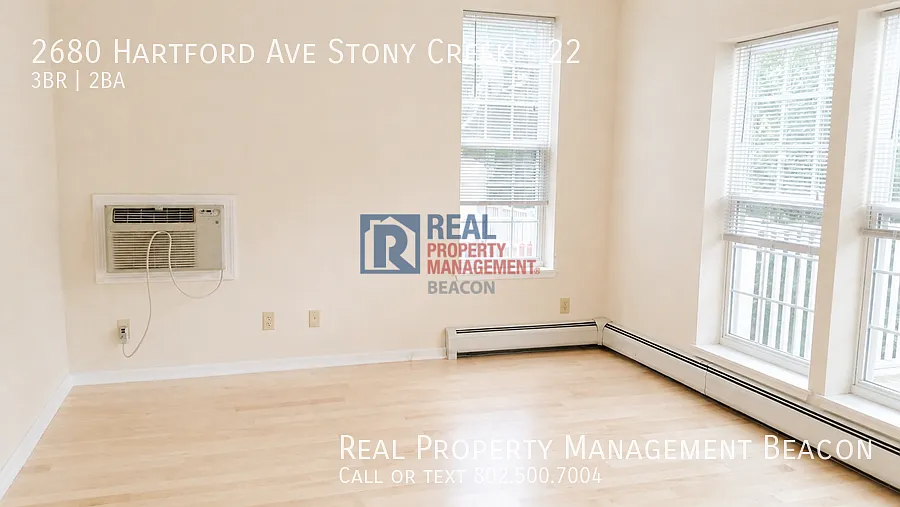 Building Photo - 2680 Hartford Ave #22