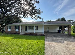 13 Shadow Ln, Natchez, MS 39120