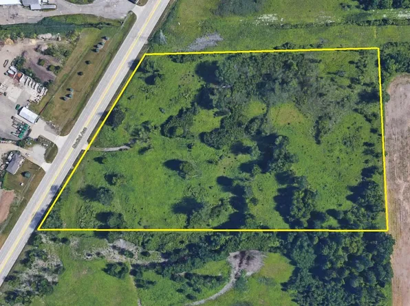 55370 Gratiot Ave, Chesterfield, MI 48051