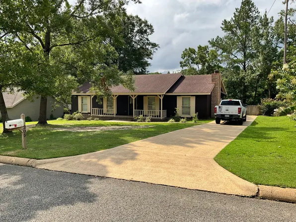 205 Dendron Ave, Troy, AL 36081