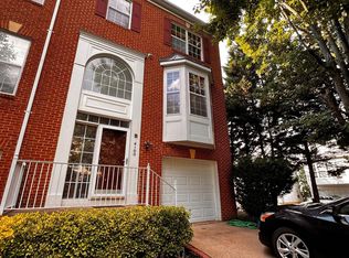 4100 Flower Box Ct, Fairfax, VA 22030