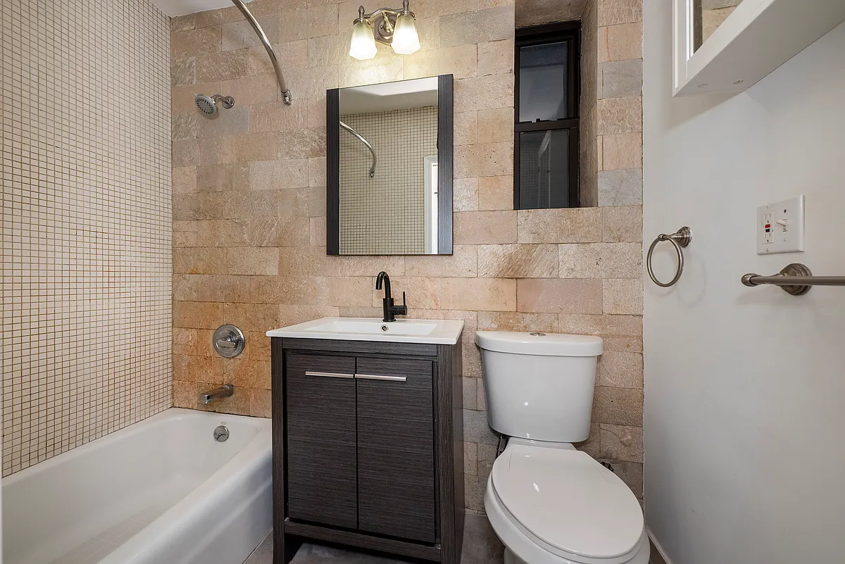Photo 2 of 5 - 137 Rivington St #1 - Manhattan, NY Building Photo - 137 Rivington St #1