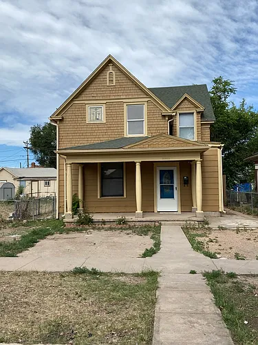 2223 Spruce St Photo 1