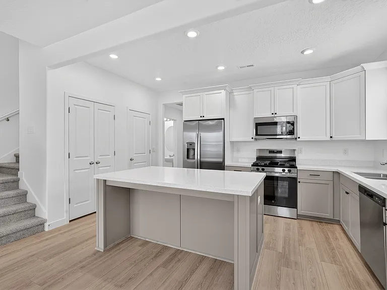 12648 S Mine Loop Ln — Photo 6