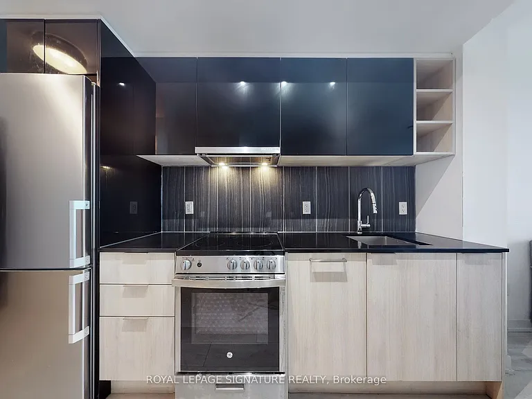 31 Tippett Rd #1517 — Photo 8