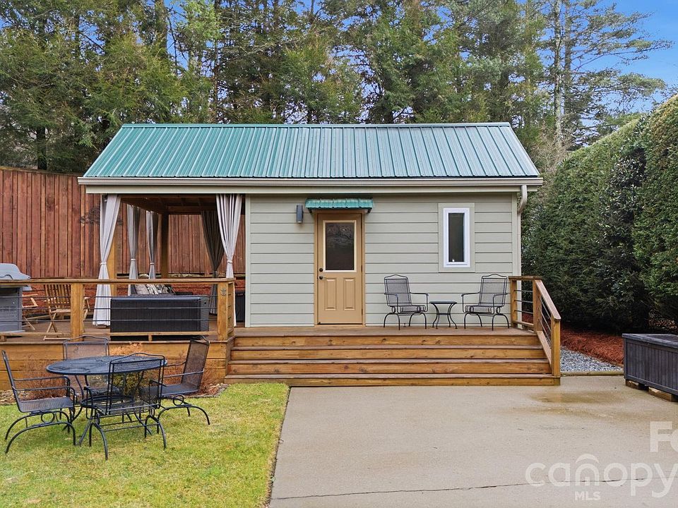 1st image of 37 Coach Club Rd