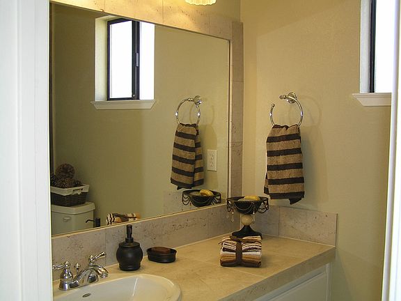 2nd image of 105 Woodlake Ct
