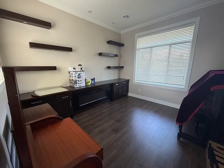 1682 Regan Ave — Photo 4