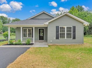 727 Peck St NW, Roanoke, VA 24017