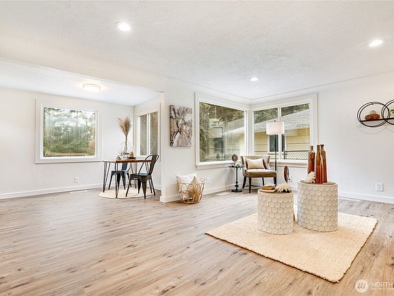 5th image of 2450 Marine Drive