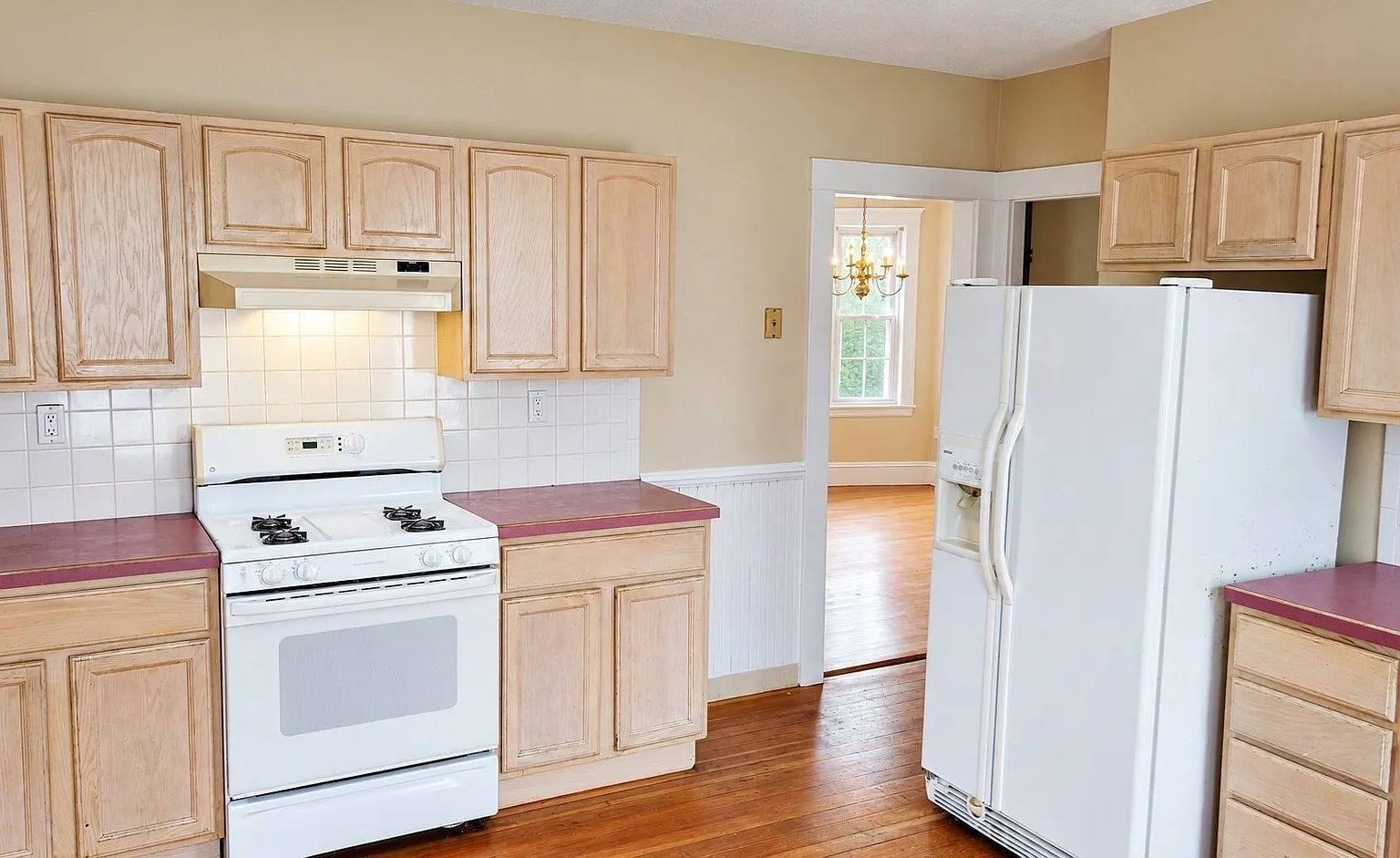 2 bed, 1.0 bath, 1200 sqft, $2,500 — Photo 4