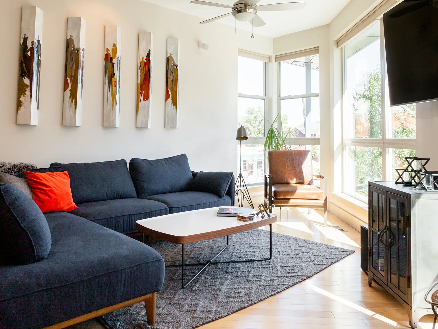 2 bed, 1800 sqft, $4,500 — Photo 3