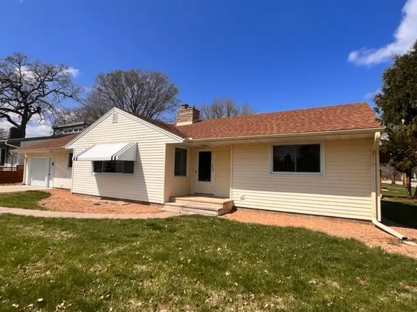 400 S 7th St, La Crescent, MN 55947