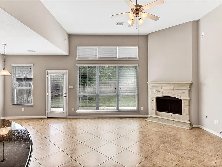 24122 Haywards Crossing Ln — Photo 12