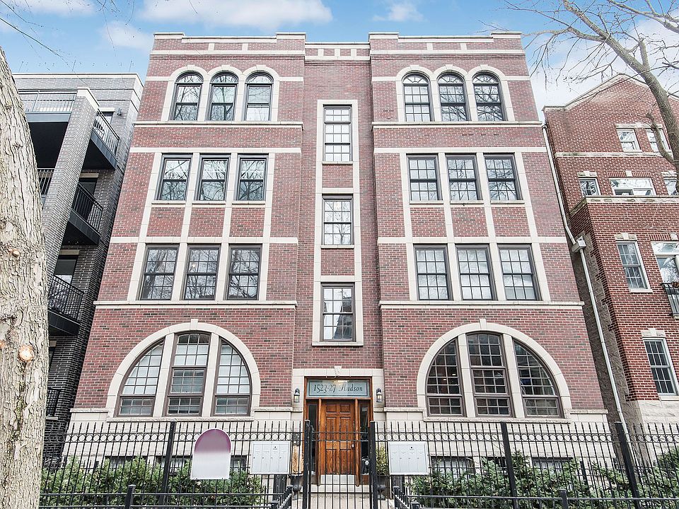 1st image of 1527 N Hudson Ave APT 3N