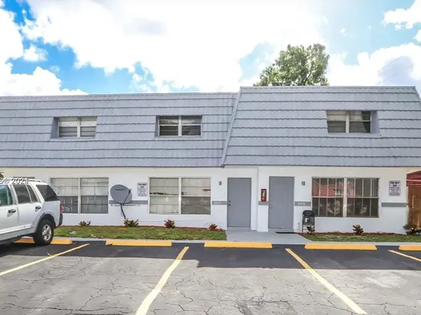 2014 NW 59th Ter #2014, Fort Lauderdale, FL 33313