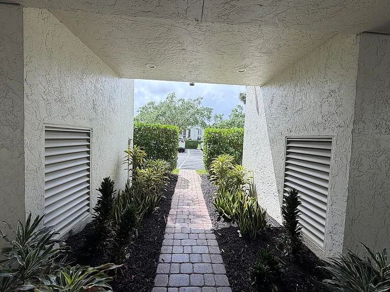 6463 La Costa Dr #203 — Photo 17