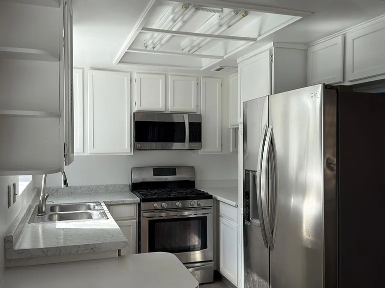 Kitchen with appliances