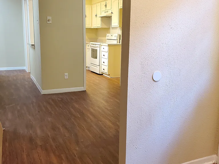 12735 Burninglog Ln — Photo 7