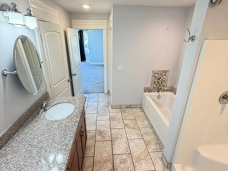 103 W Bishop Way — Photo 26