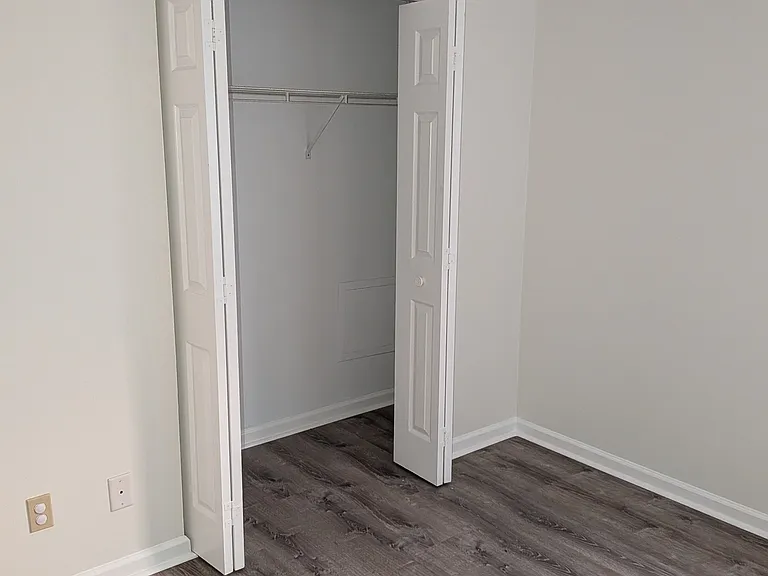 1613 Loghill Pl — Photo 24