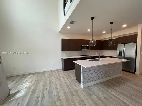 4700 NW 84th Ave #4717, Miami, FL 33166